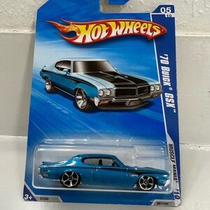 Hot Wheels '70 Buick GSX-2010 Muscle Mania series